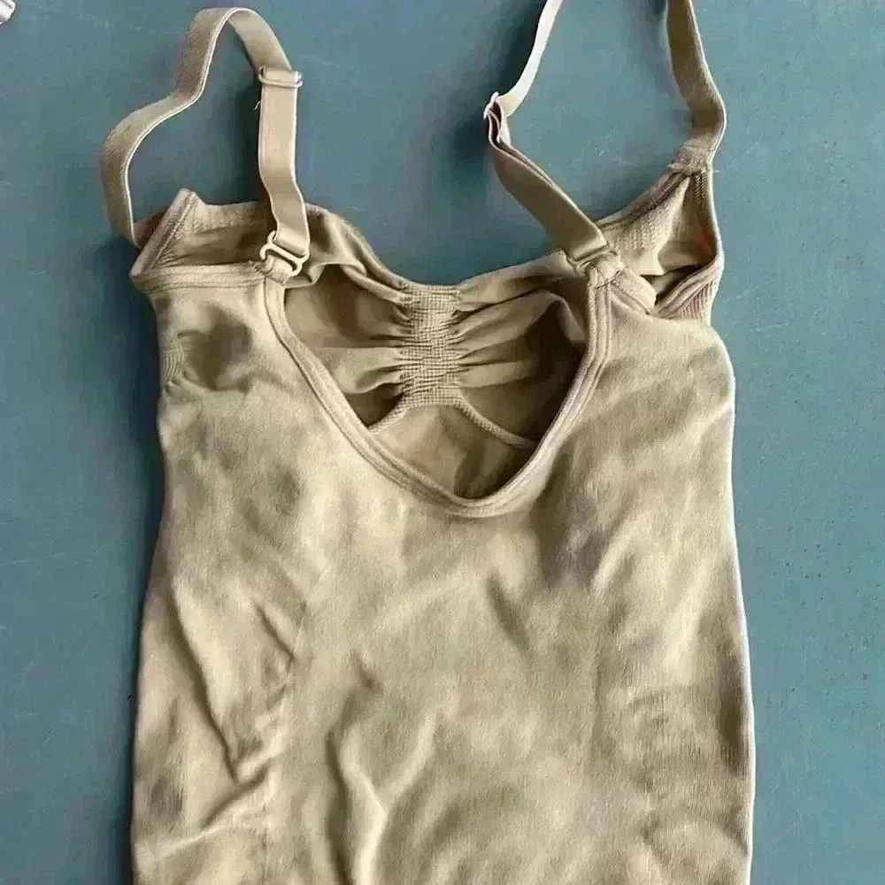 SKIMS Tan Adjustable Straps Sculpting Seamless Brief Snaps Bodysuit Size… - Picture 6 of 7